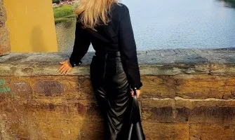 S pravimi ljudmi je življenje mehkejše. Mirnejše in lepše.