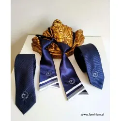 Vezenje na moške kravate V101