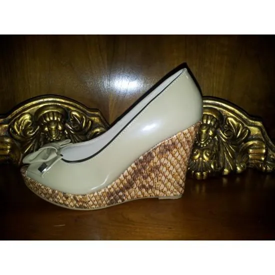 Ženski čevelj S102B 