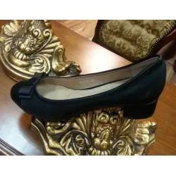 Ženski čevelj črni S110